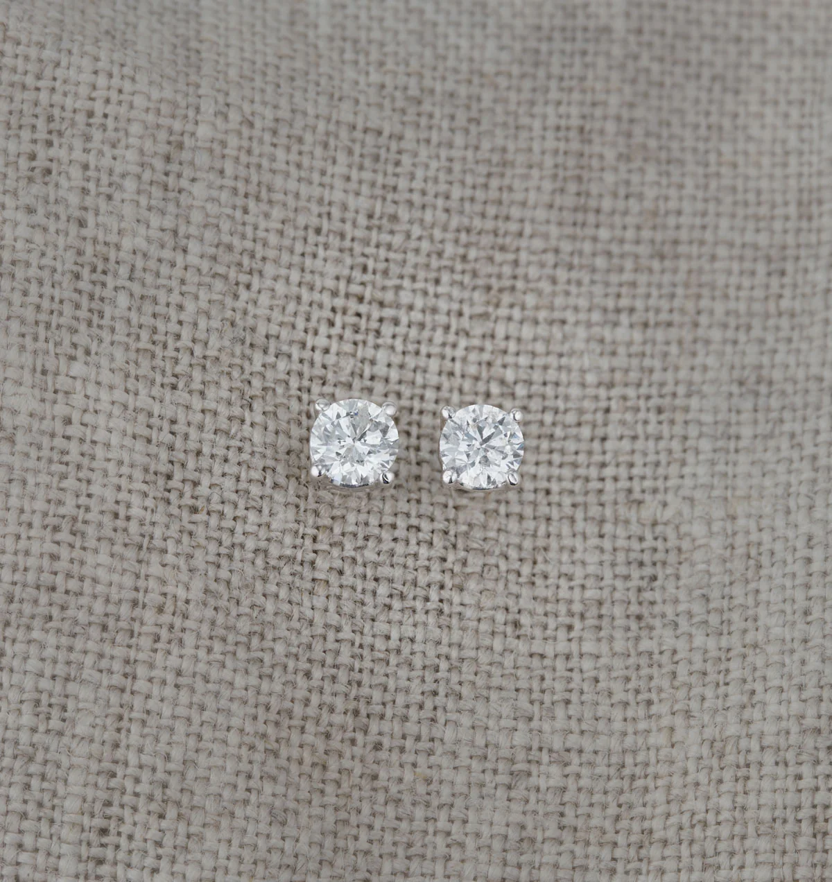 Diamond Earrings 0.40CT Studss Premium Quality in 18K White Gold 3.8mm - Image 6