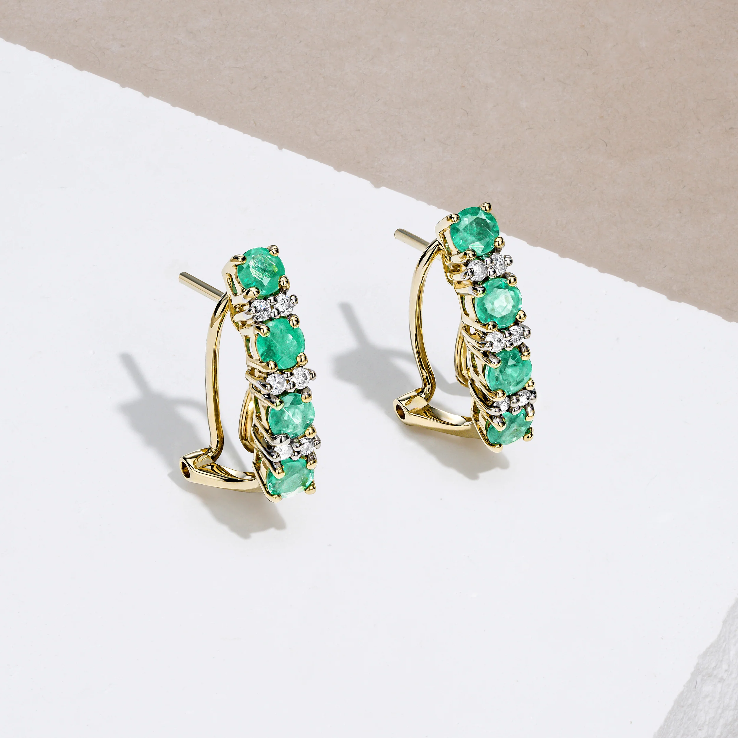 Emerald 1.10CT And Diamond 9K Yellow Gold Earrings - Image 4