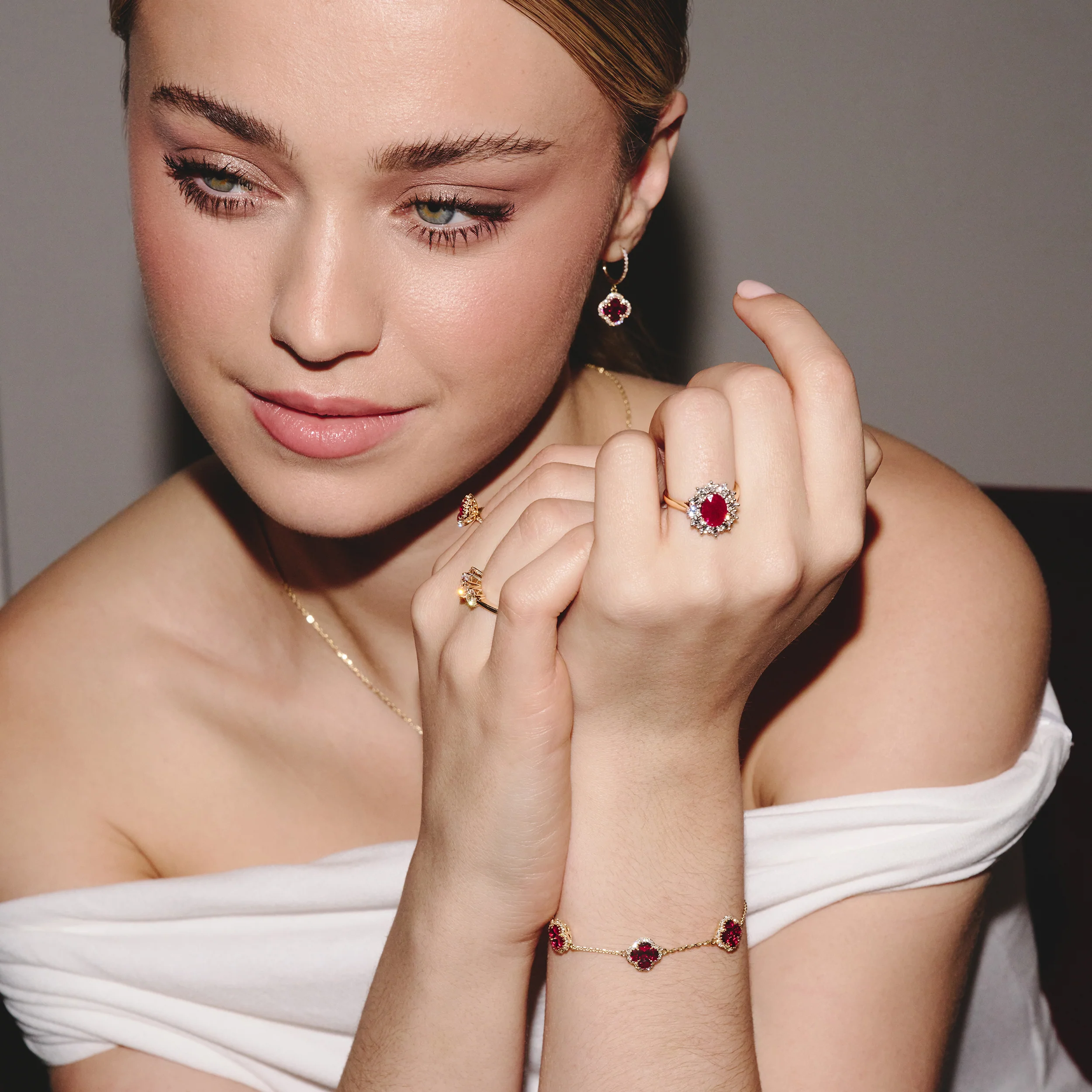Ruby 2.40ct And Diamond 1.00ct Cluster Ring in 18K White Gold - Image 5