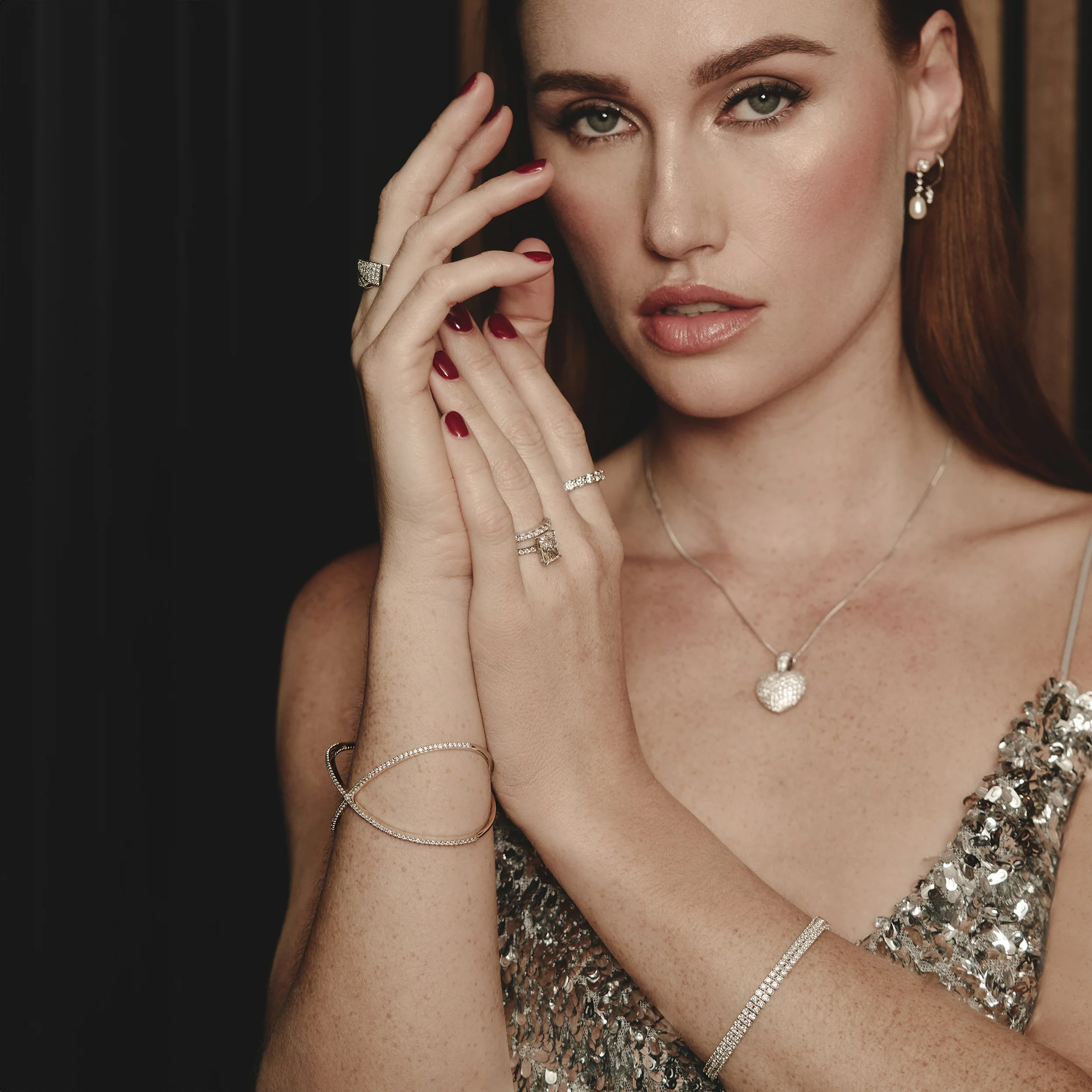 Stellato Collection Pearl and Diamond Earrings in 9K White Gold - Image 4