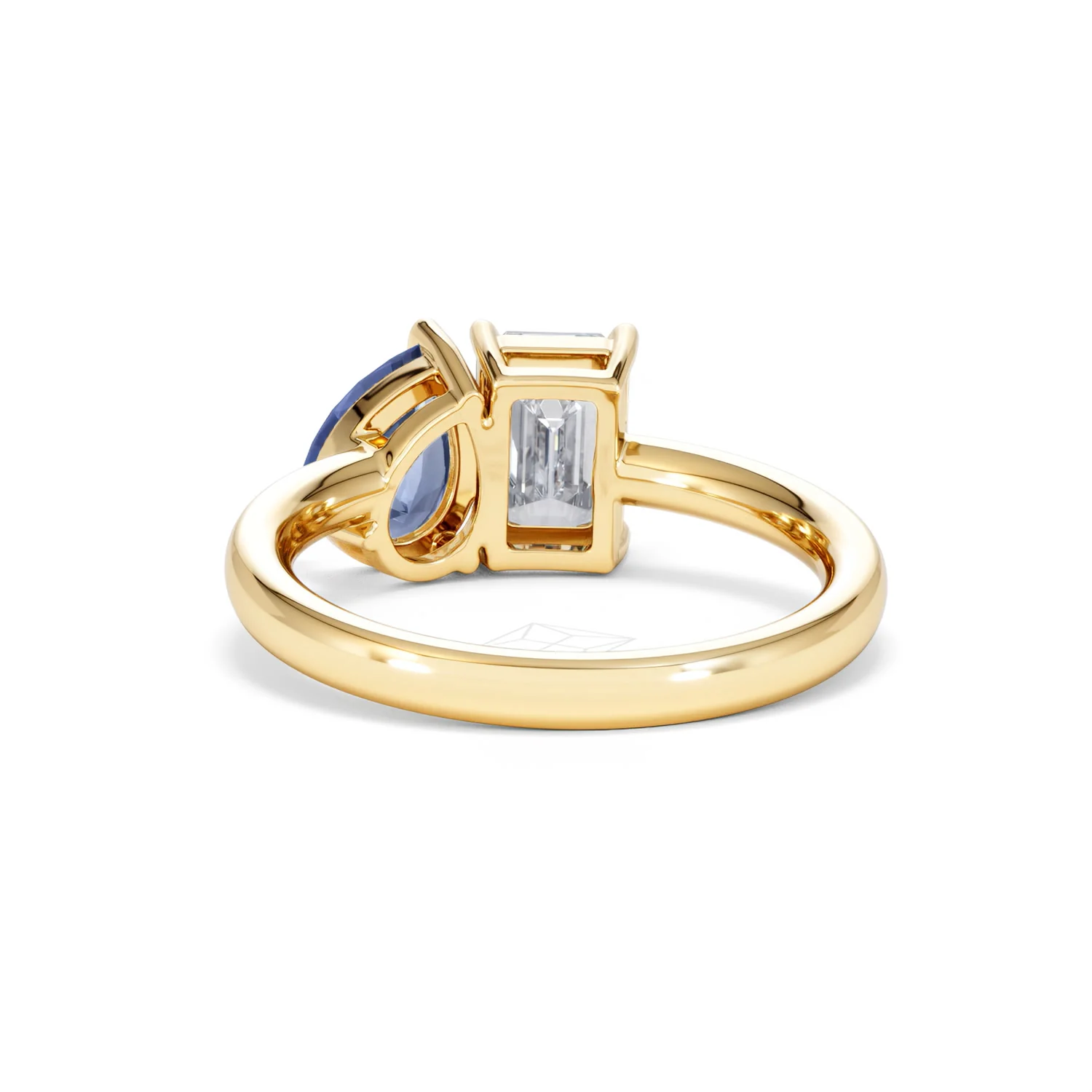 Toi Et Moi 1.50ct Emerald Cut Lab Diamond and 1.50ct Pear Lab Sapphire Engagement Ring in 18K Yellow Gold - Image 51