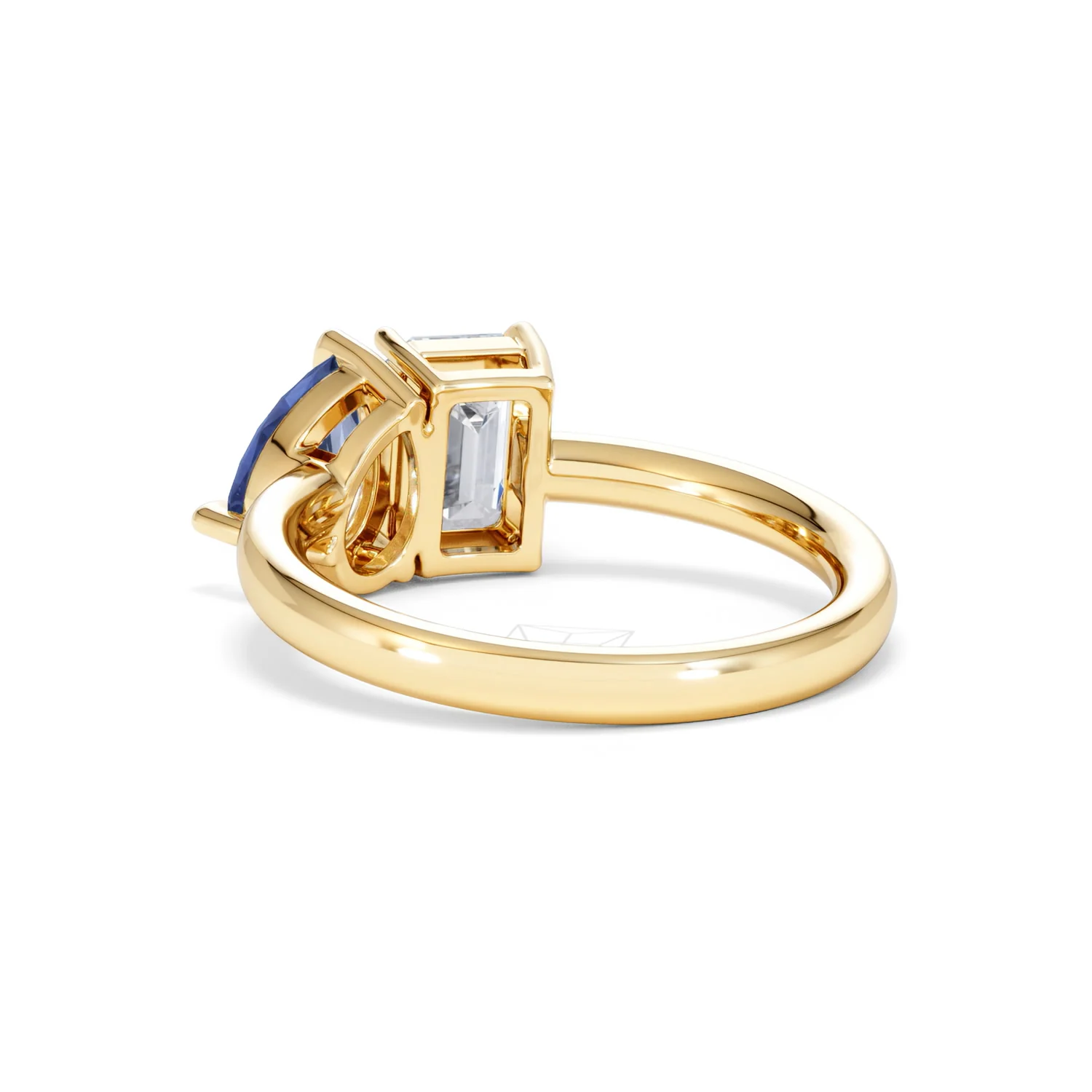 Toi Et Moi 1.50ct Emerald Cut Lab Diamond and 1.50ct Pear Lab Sapphire Engagement Ring in 18K Yellow Gold - Image 55